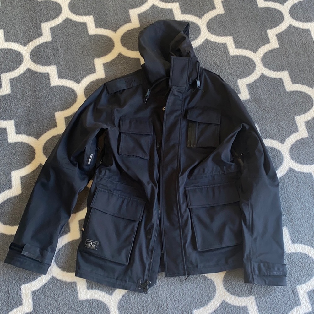 Holden black snowboard jacket